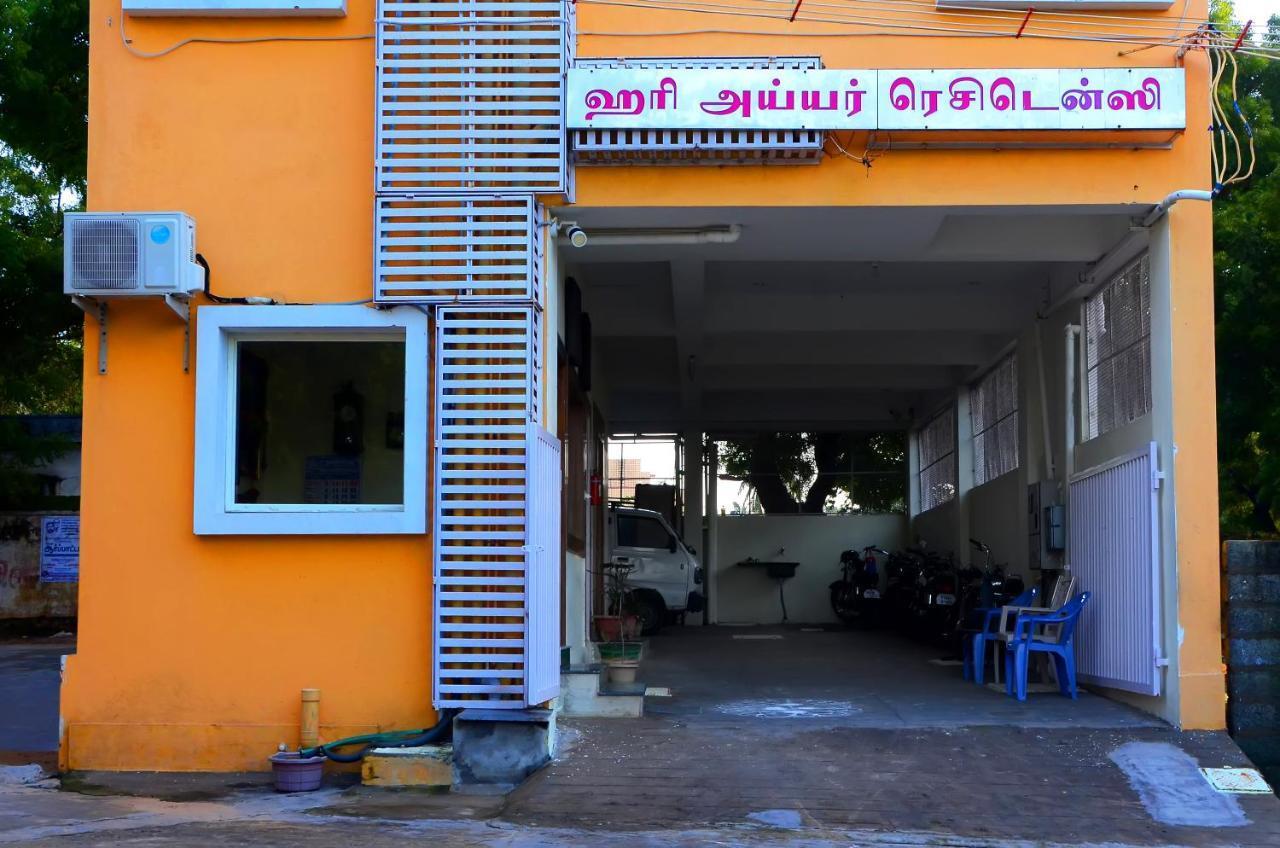Hari Iyer Residency Hotel Tiruchchendur Exterior photo